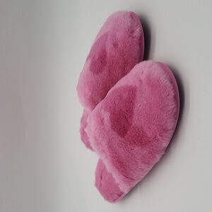 1212- Victoria's Secret Slippers Pink Color Size Small NWT